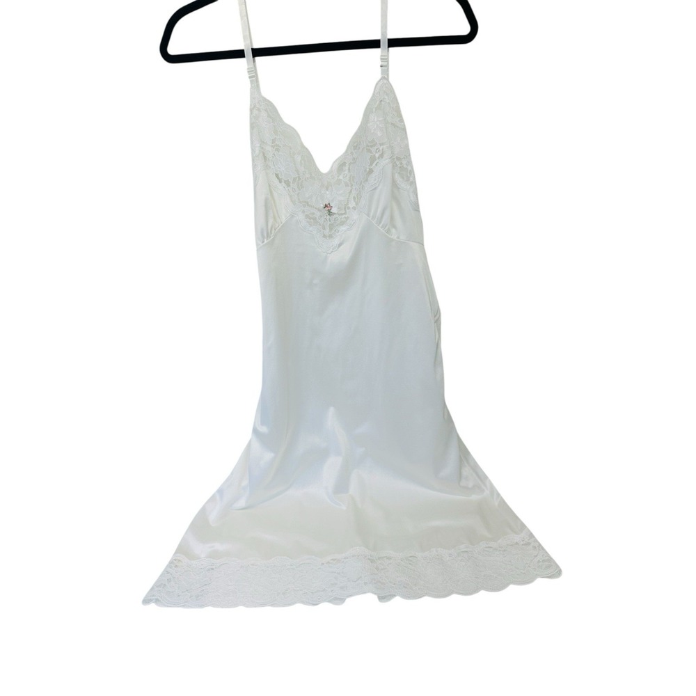 Vintage Ashley Taylor II Nightgown White Lace Babydoll Size Medium Read